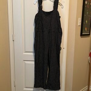LOFT Black and White Jumpsuit Elegant Monochrome Design